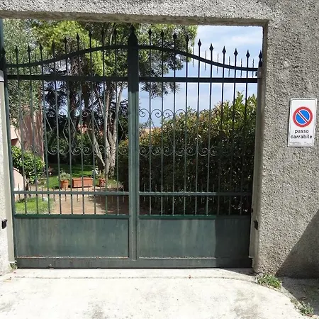 Bed & Blu Apartment Savona Exterior photo